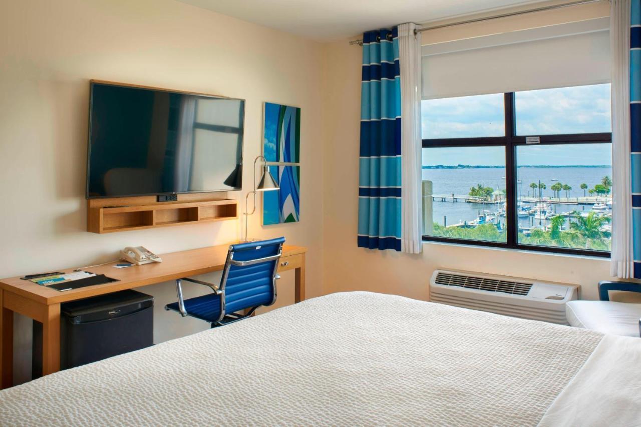 Four Points By Sheraton Punta Gorda Harborside Eksteriør bilde