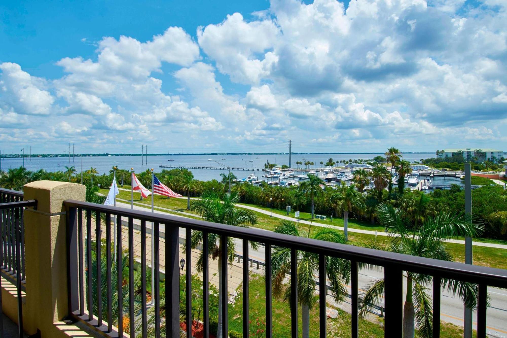 Four Points By Sheraton Punta Gorda Harborside Eksteriør bilde